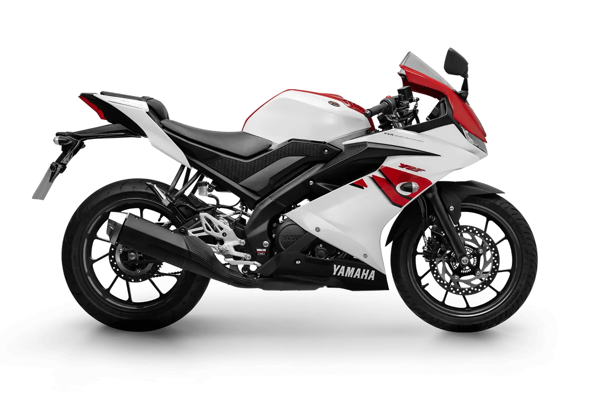 R15 ABS 70th na cor 70th Anniversary White (Branco Metálico)