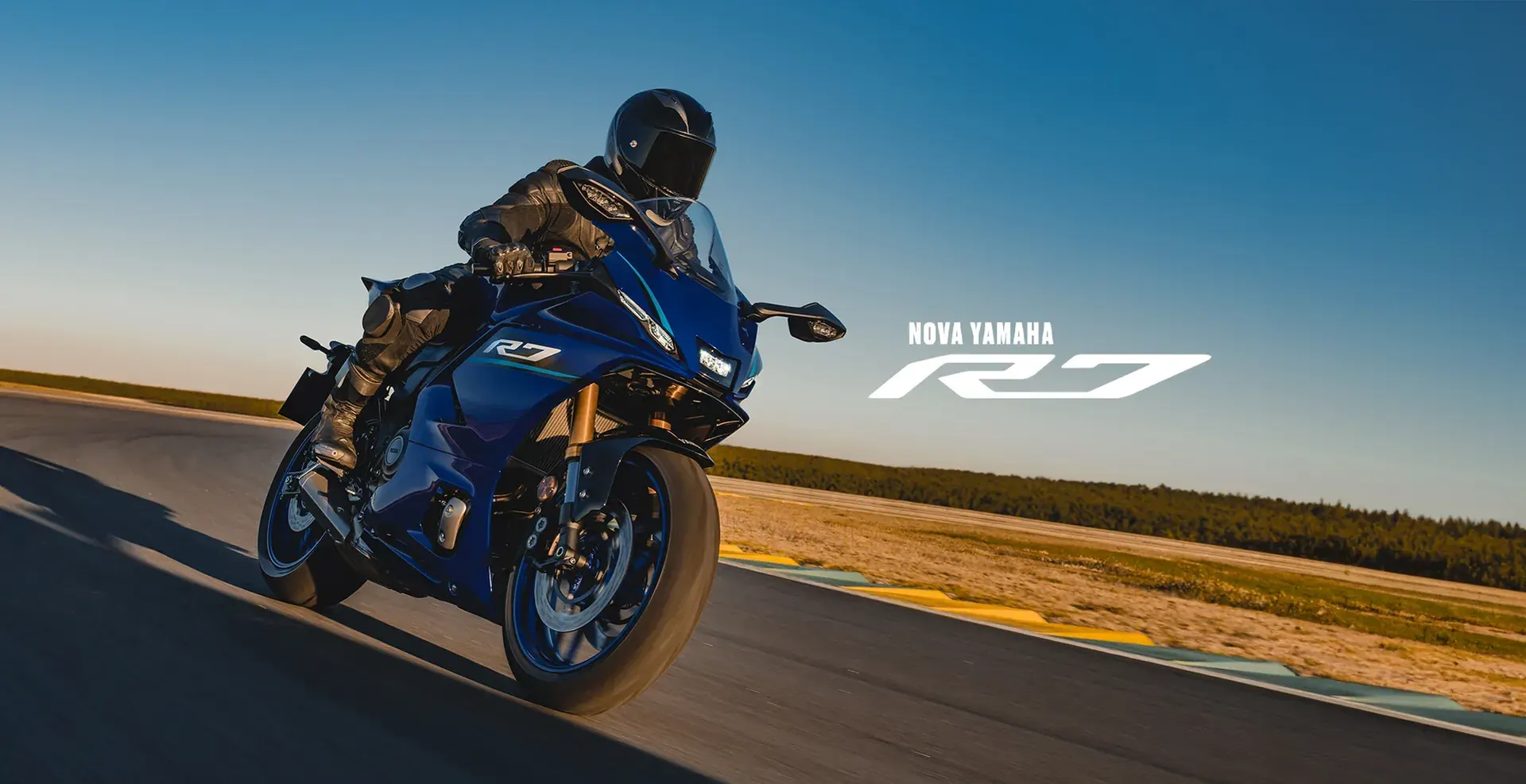 Nova Yamaha R7